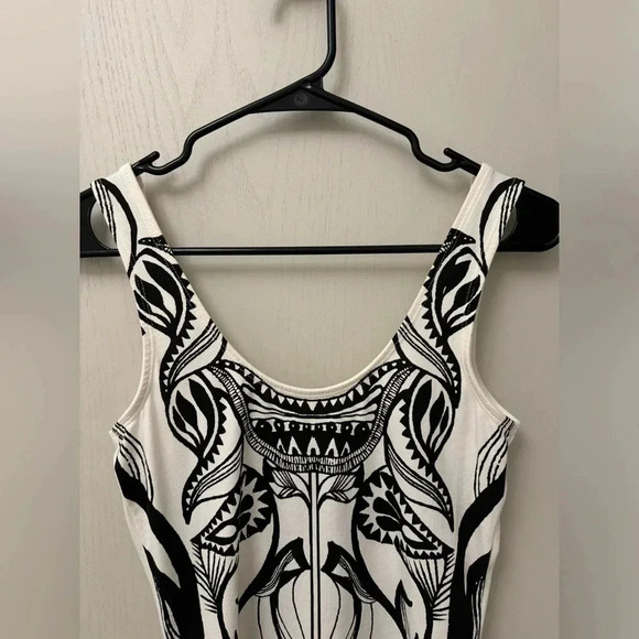 Free People Bodycon Low Back Symmetrically Printed Mini Dress Great Condition - Picture 3 of 7